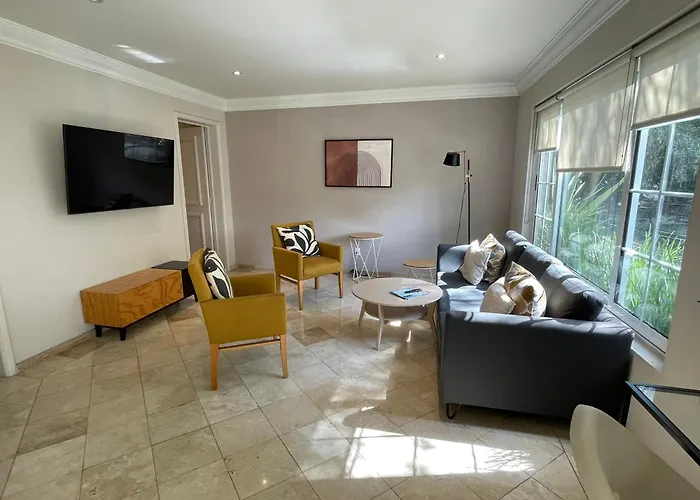 Miiro Apartment *